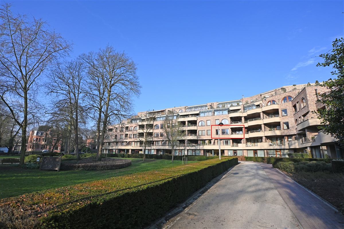 Ruim appartement met drie slaapkamers.