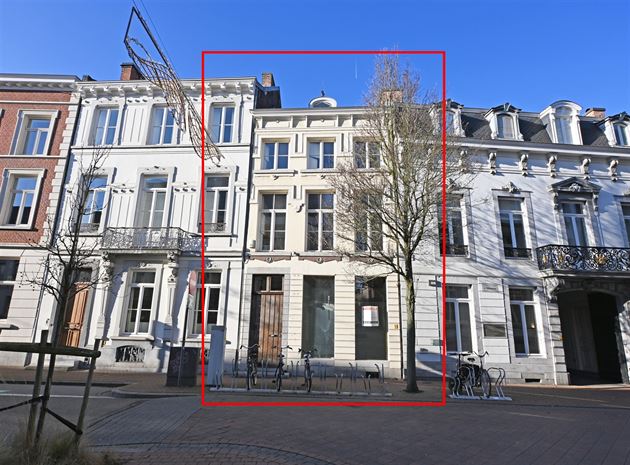 Uniek neoclassicistisch herenhuis met handelspand & duplexwoning