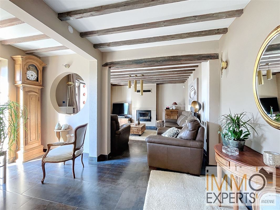 !!Option!!Splendide maison 4 façades à Stud