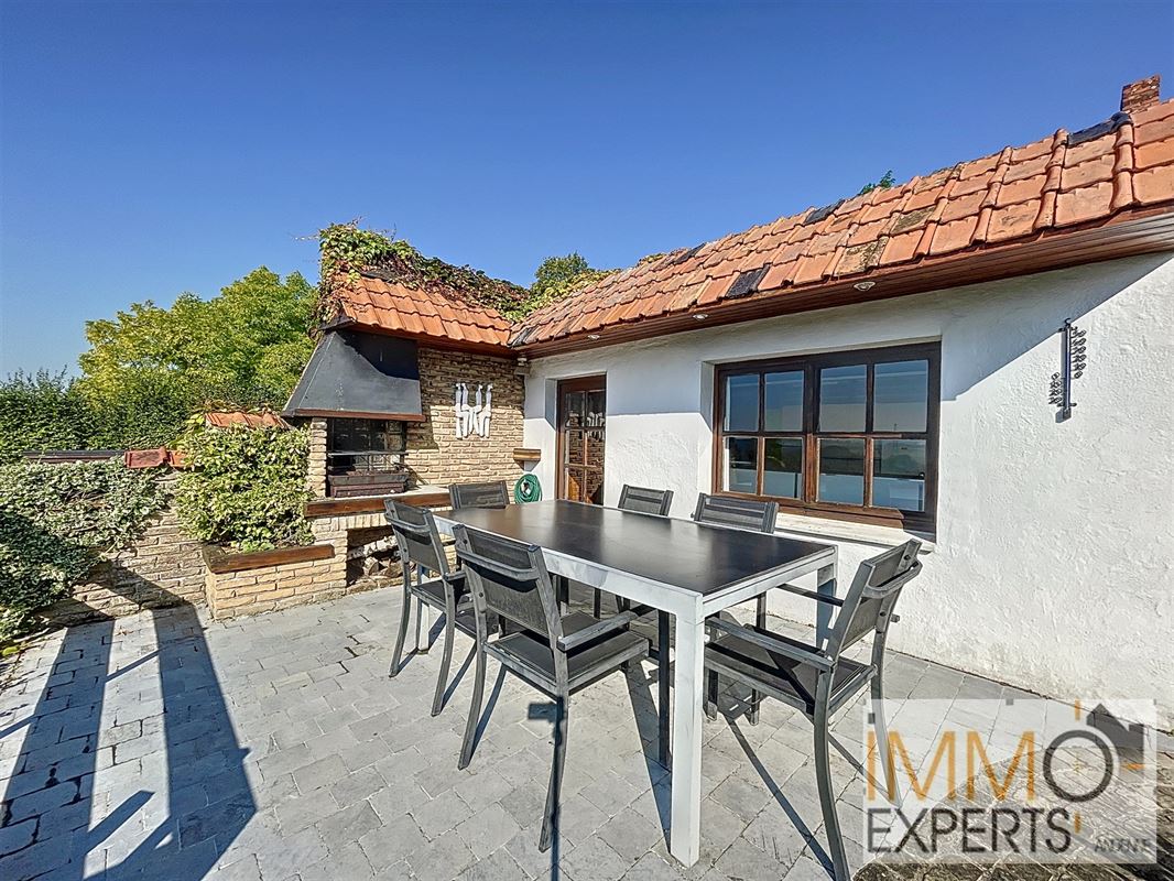 !!Option!!Splendide maison 4 façades à Stud