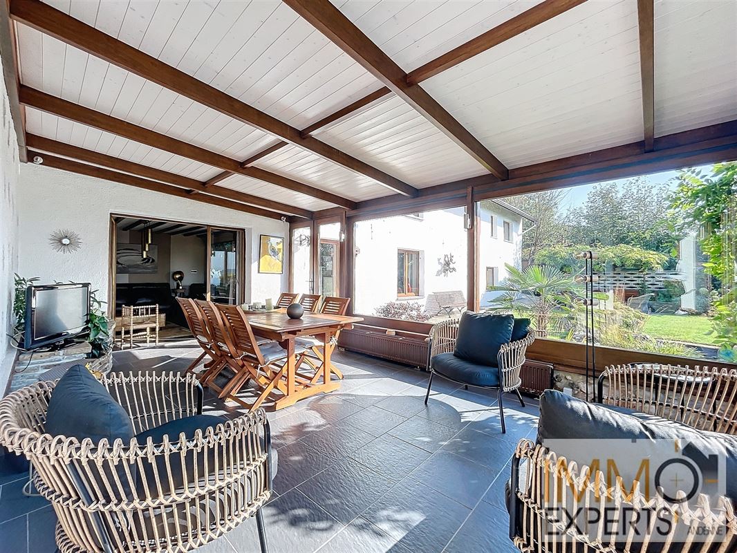 !!Option!!Splendide maison 4 façades à Stud