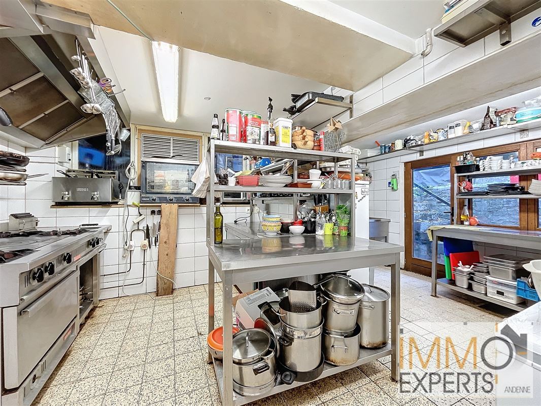 !!!Option!!!Maison avec commerce en rez de chaussée