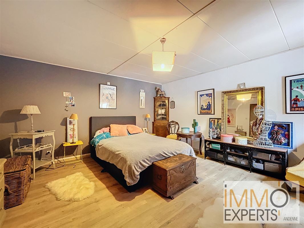 !!!Option!!!Maison avec commerce en rez de chaussée