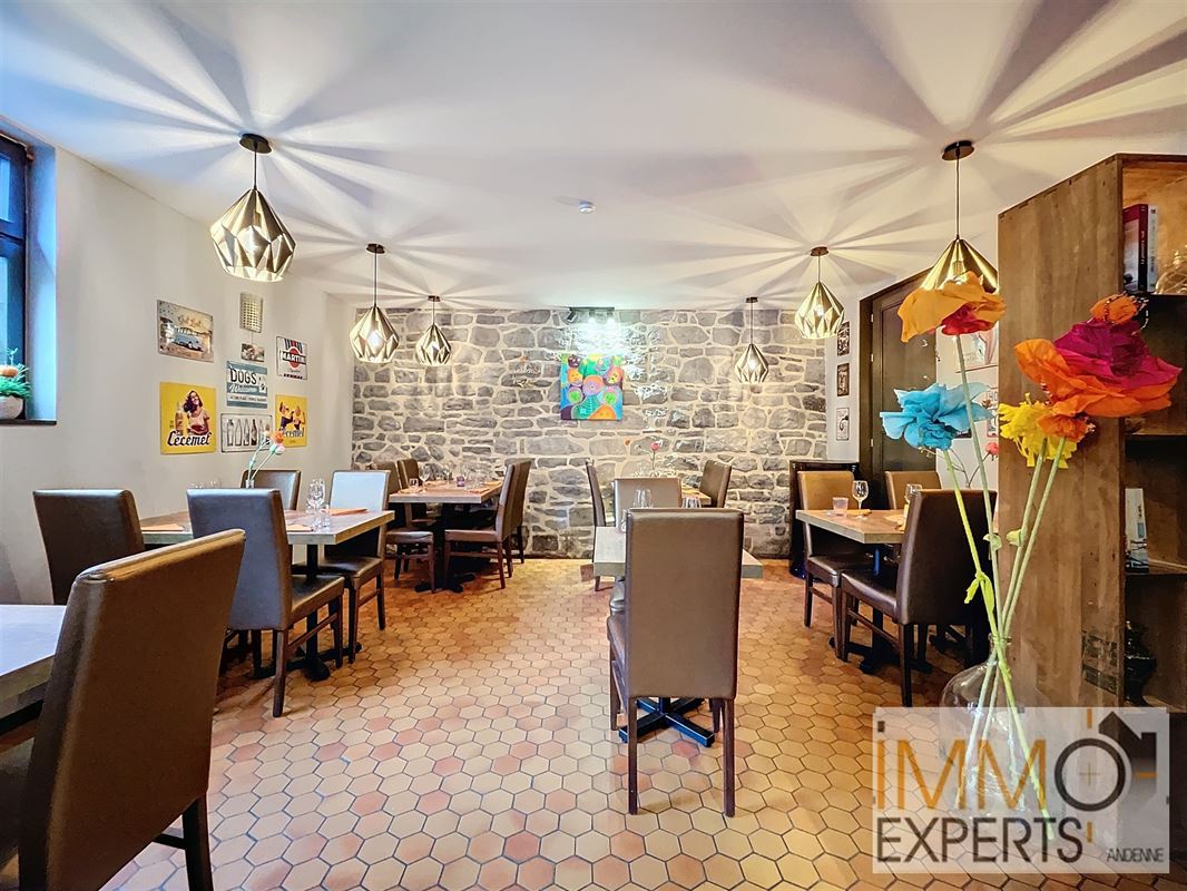 !!!Option!!!Maison avec commerce en rez de chaussée