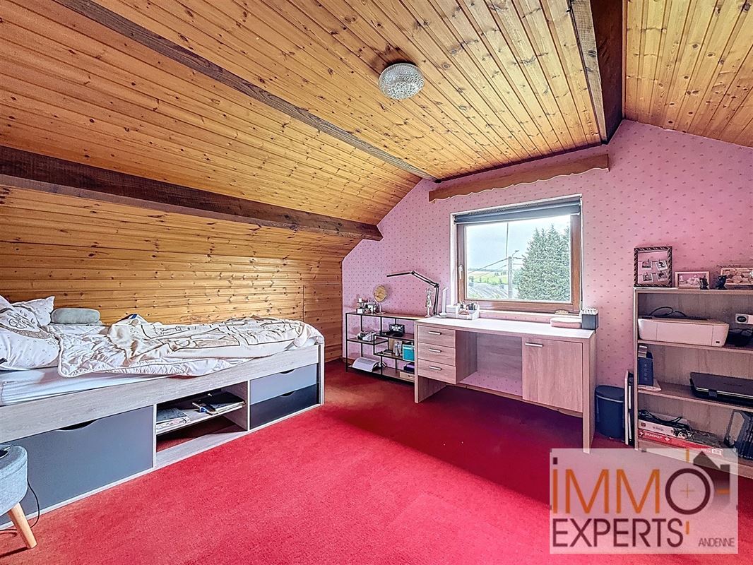 Villa 5 chambres à deux pas de la frontière française