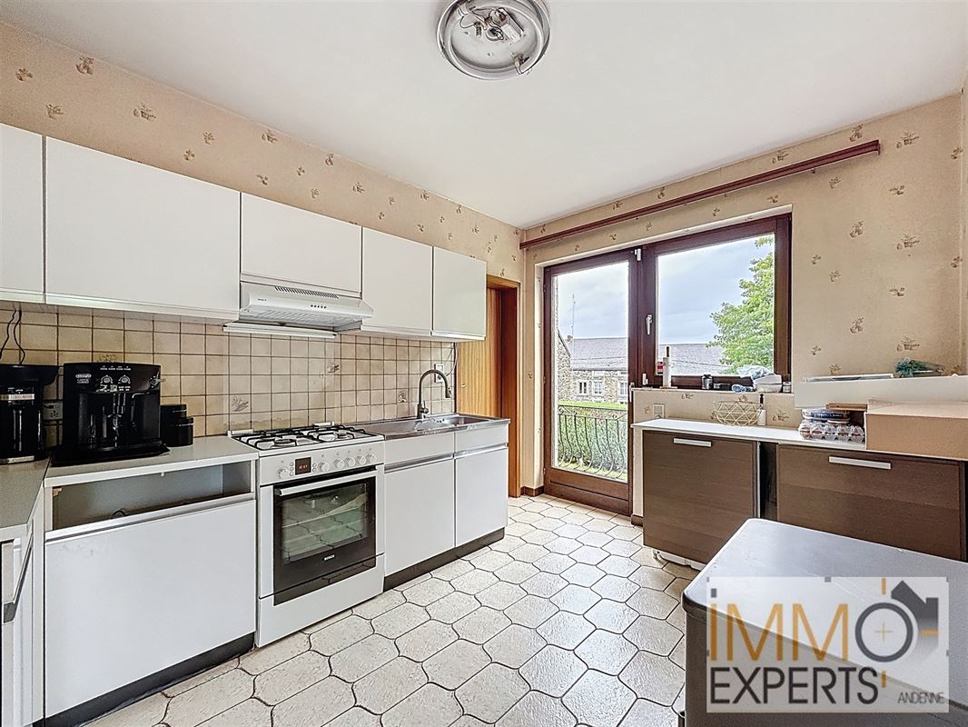 Villa 5 chambres à deux pas de la frontière française