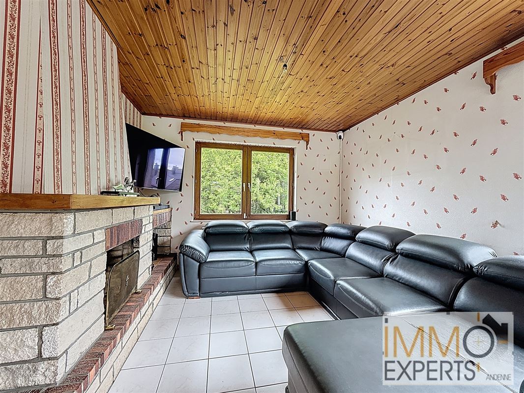 Villa 5 chambres à deux pas de la frontière française