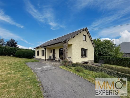 Villa 5 chambres à deux pas de la frontière française