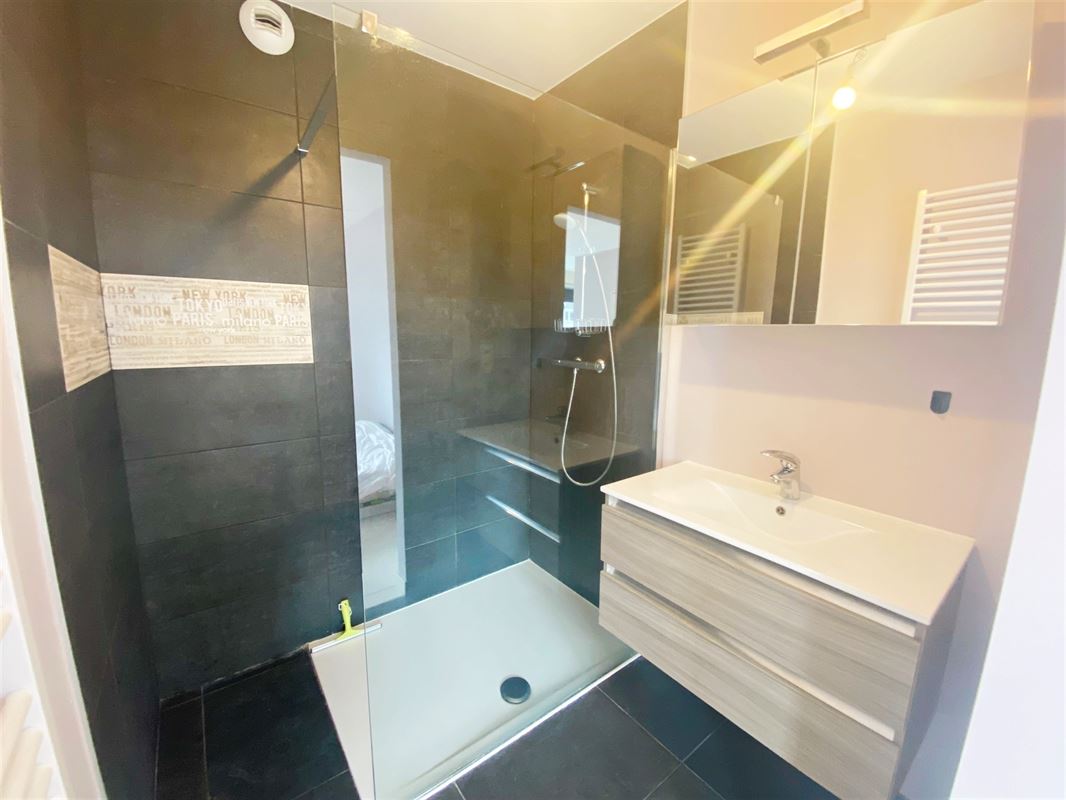 !! OPTION !! Appartement 1 chambre proche du centre ville !!! LOUE!!! 