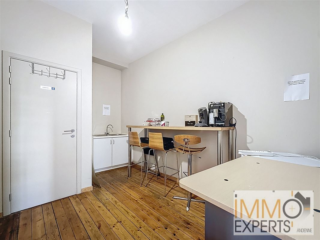 surface commerciale avec belle visibilité