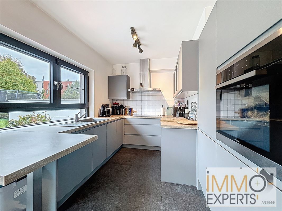 !!!OPTION!!!Spacieuse maison dans un quartier calme