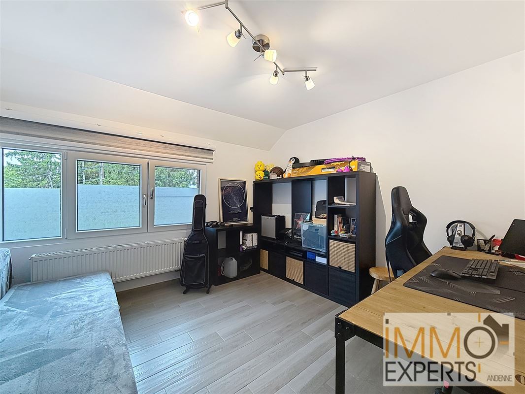 !!!OPTION!!!Spacieuse maison dans un quartier calme