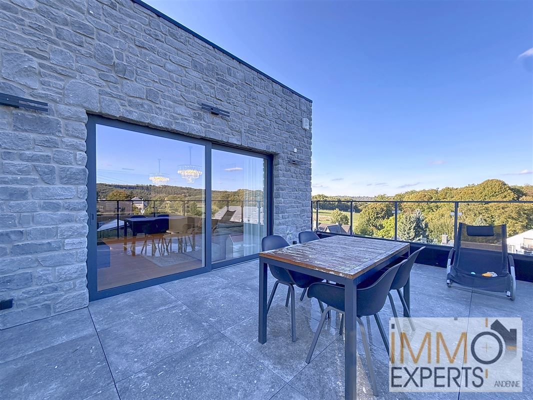 Superbe penthouse dans une résidence neuve