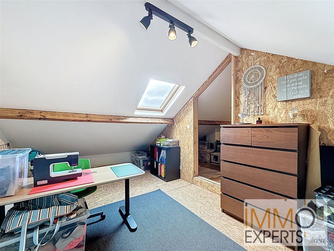 !!!OPTION!!!Spacieuse maison dans un quartier calme