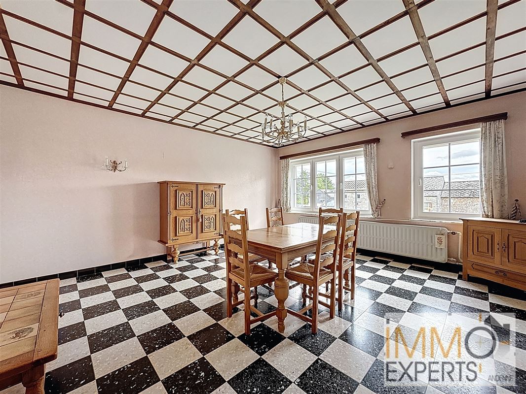 !!!Option!!Jolie maison dans le village prisé de Vezin