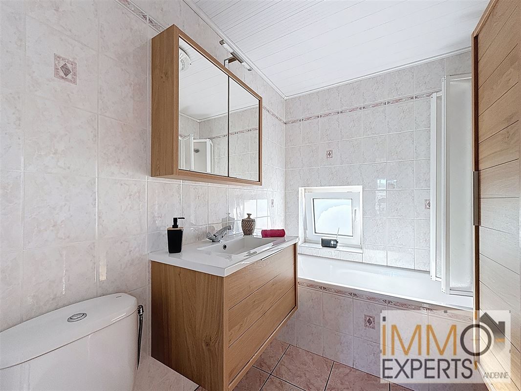 !!!Option!!!Spacieuse maison 3 façades au charme incomparable