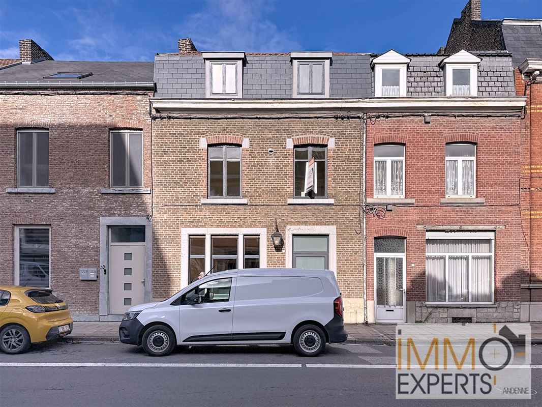 Maison rénovée dans le centre ville d'Andenne
