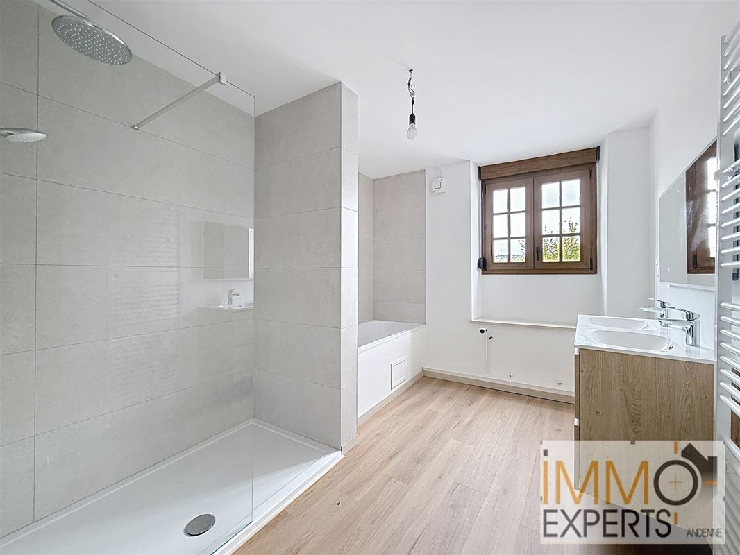 Maison rénovée dans le centre ville d'Andenne