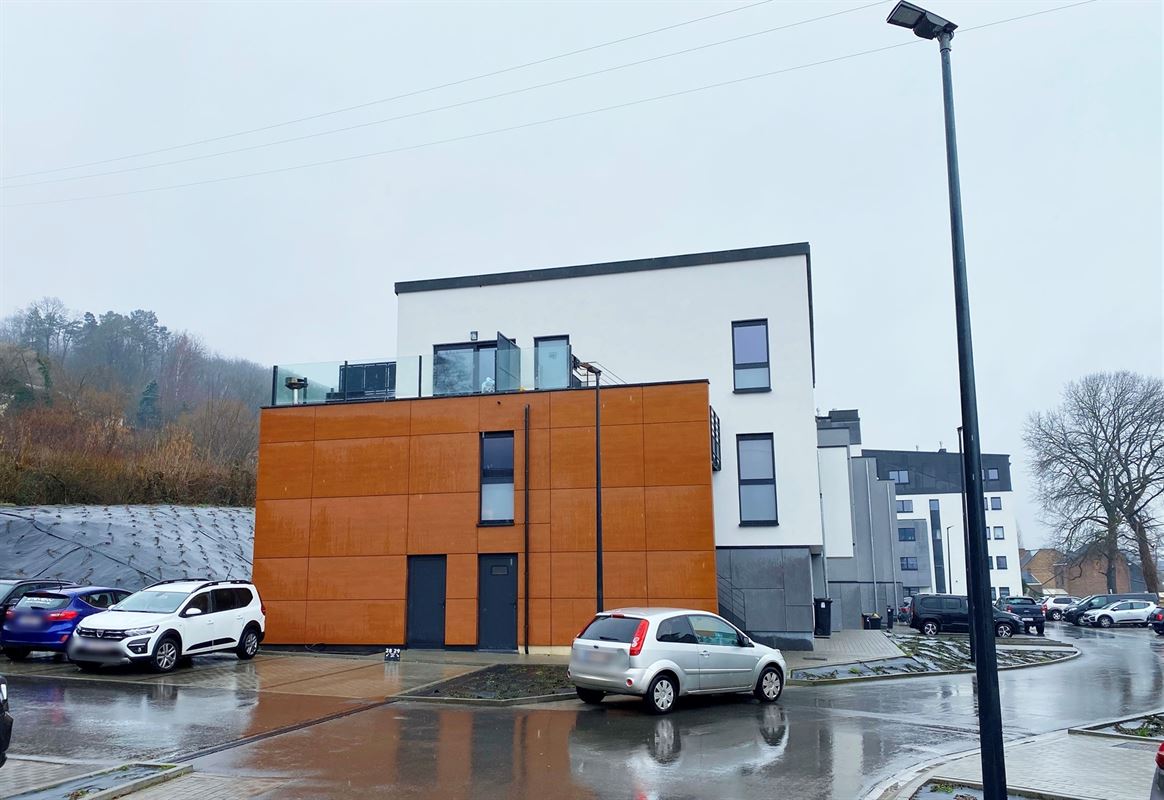 !!!LOUE!!!Appartement 2 chambres avec terrasse