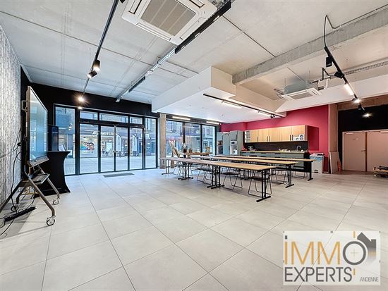 Spacieuse surface commerciale dans l'hypercentre d'Andenne