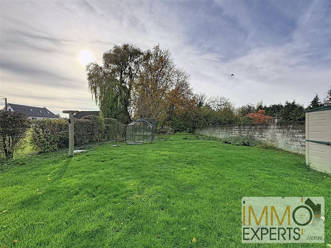 !!!OPTION!!!Coquette maison dans le centre d'Hingeon