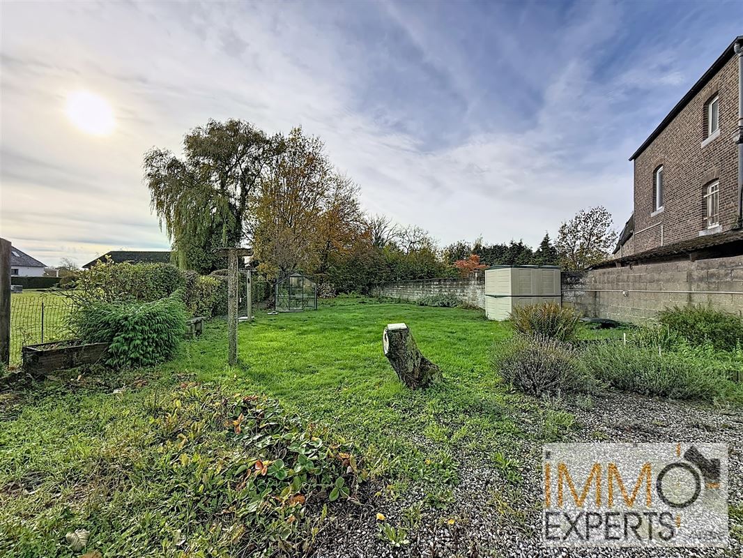 !!!OPTION!!!Coquette maison dans le centre d'Hingeon