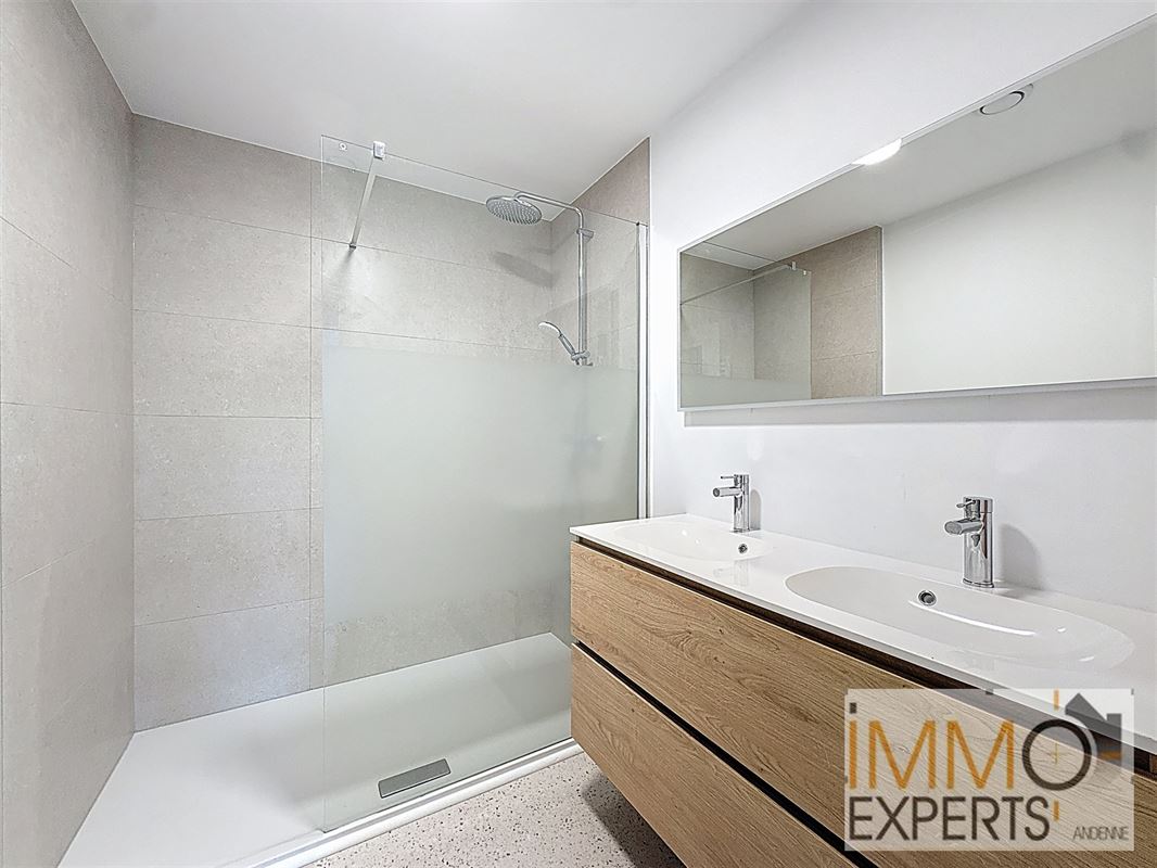 !!Option!!Appartement 3 chambres dans l'hypercentre d'Andenne