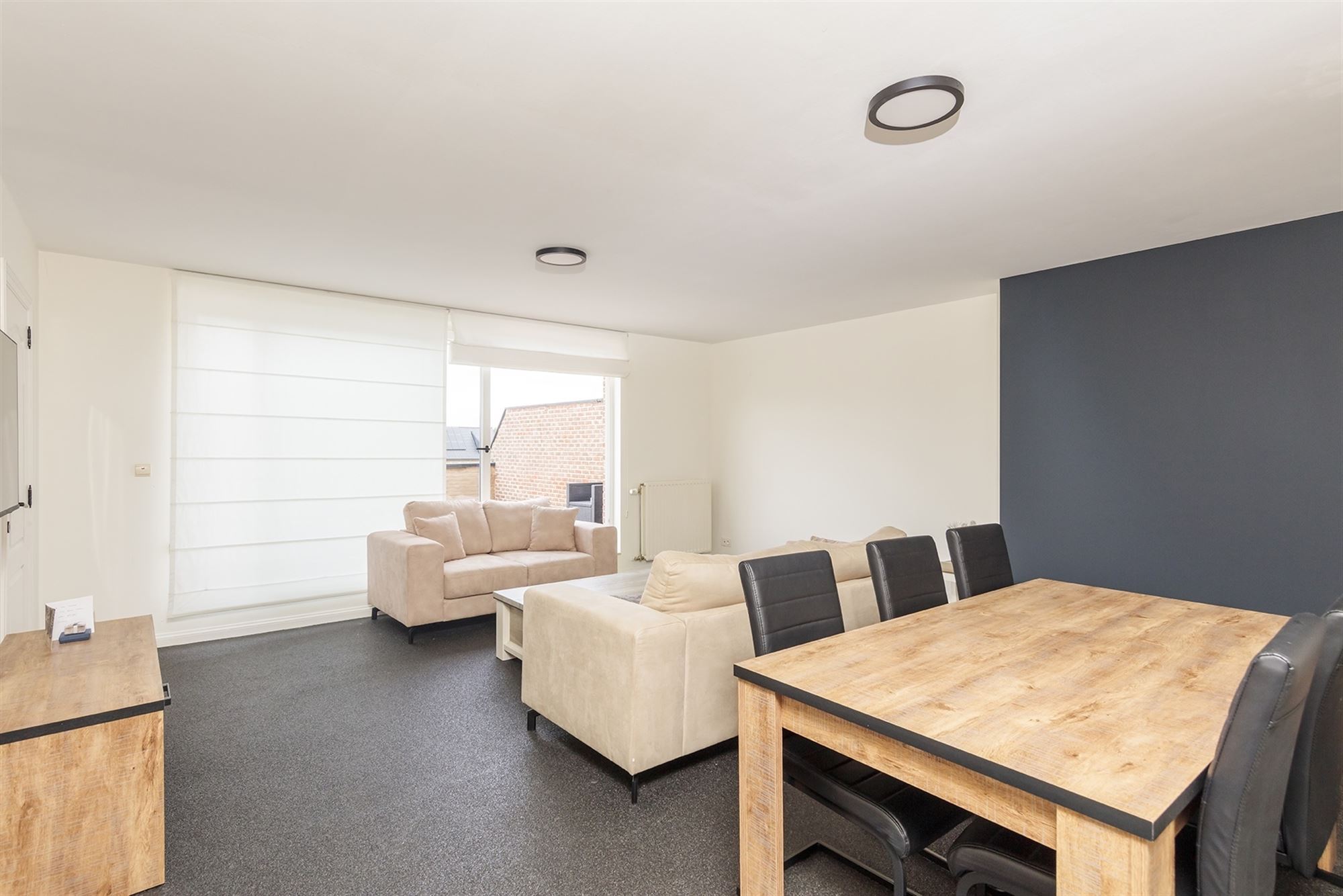 Gemoderniseerd appartement met ruim terras te Putte