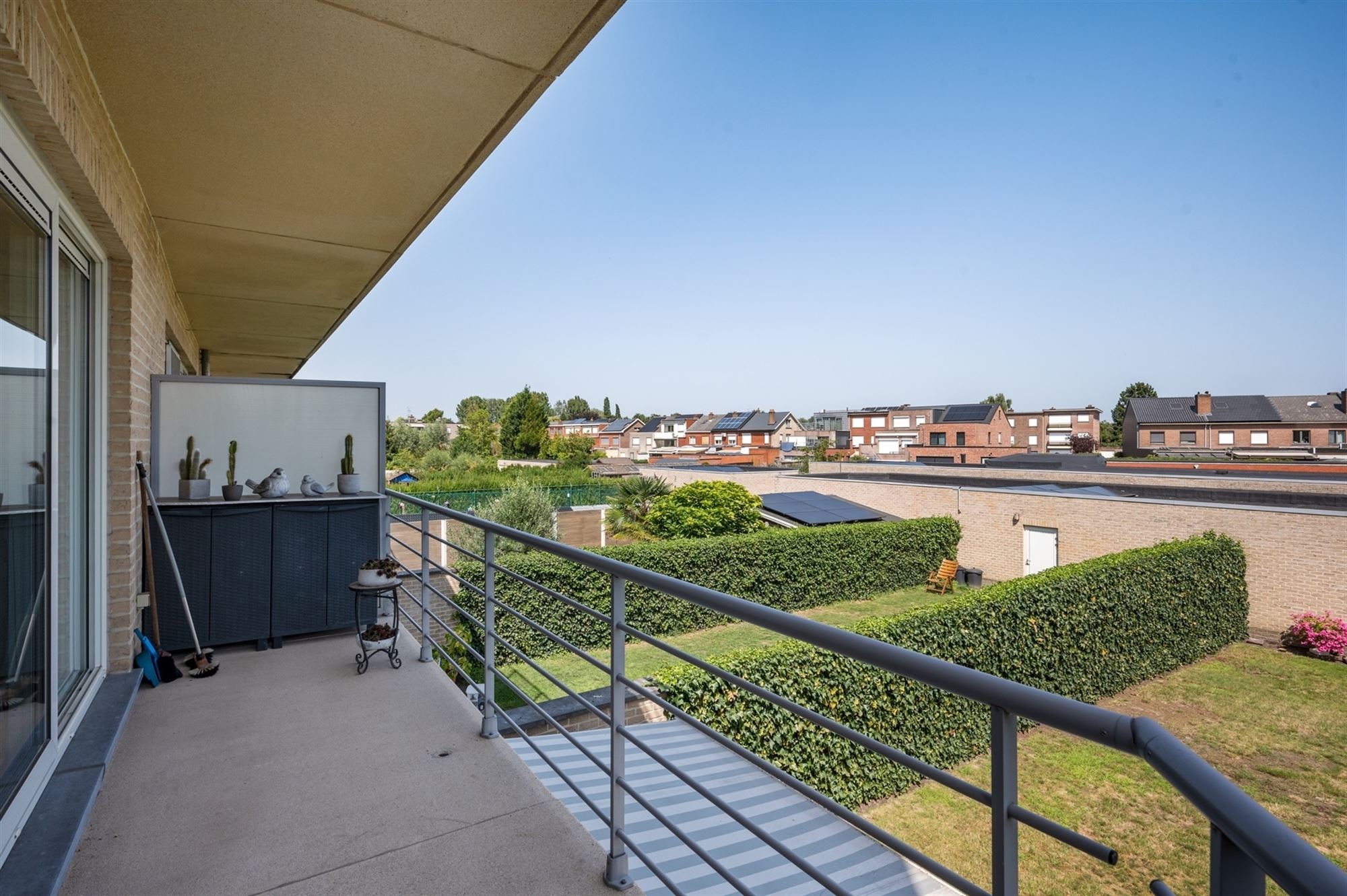 Lichtrijk twee-slaapkamerappartement te Duffel