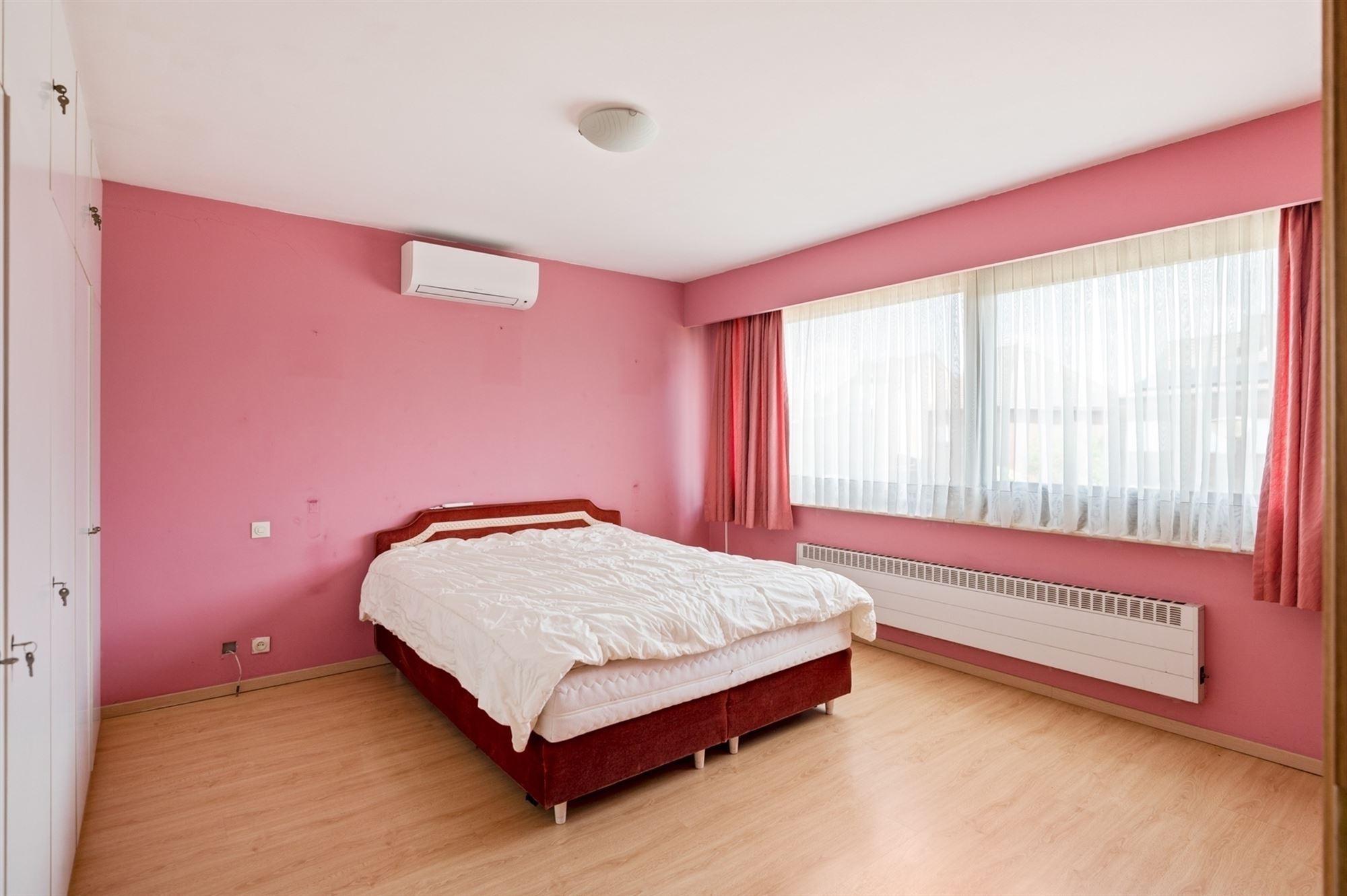 Verrassend ruime woning met 4 slpks en 2 badk te Sint-Katelijne-Waver