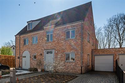 Charmante, instapklare woning met 4 slaapkamers te Itegem