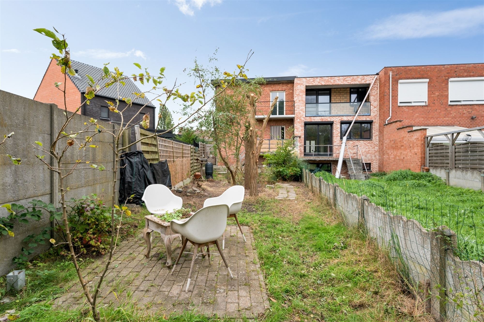 Recent gemoderniseerd appartement met knappe tuin te Duffel