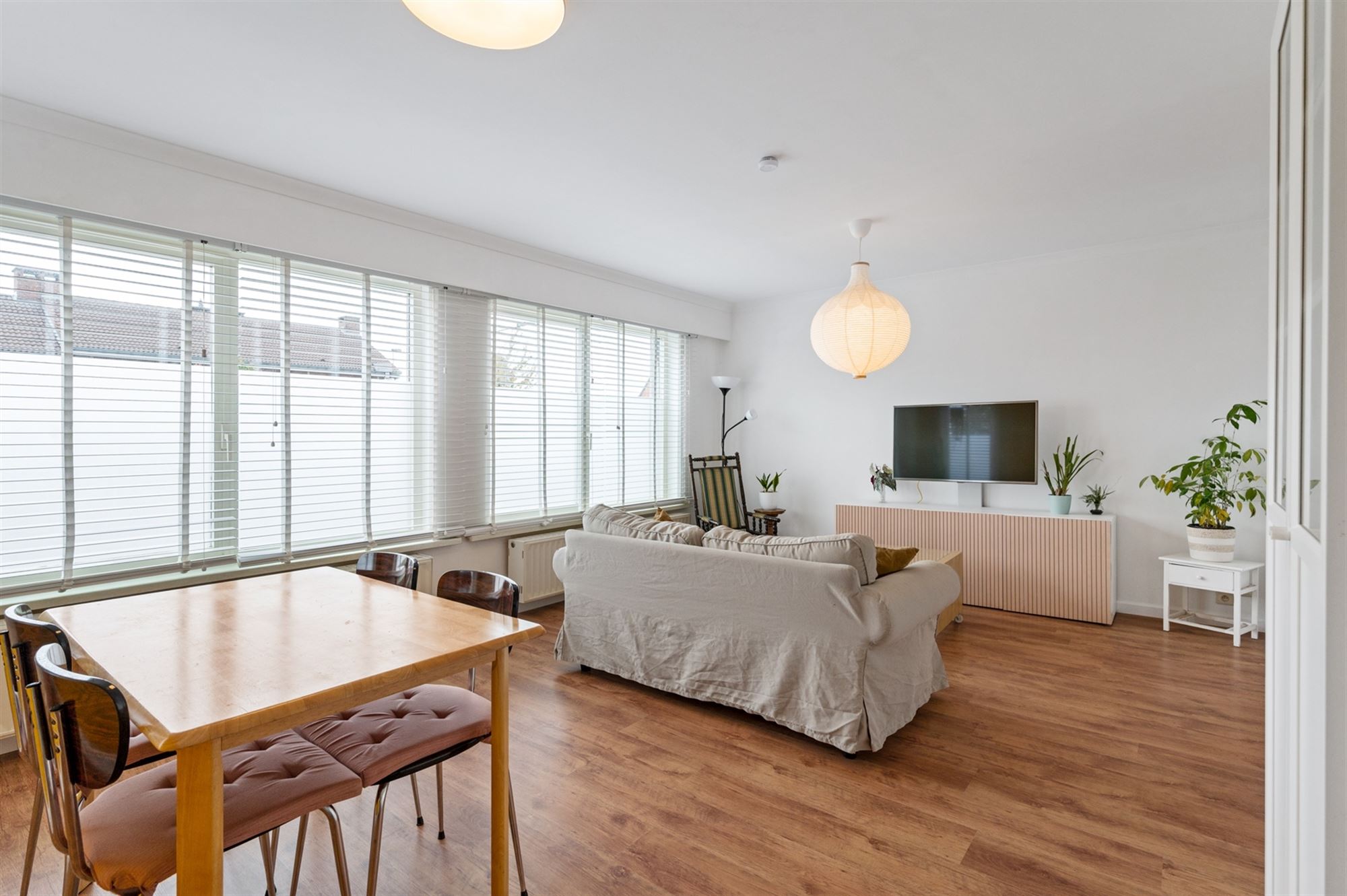 Recent gemoderniseerd appartement met knappe tuin te Duffel