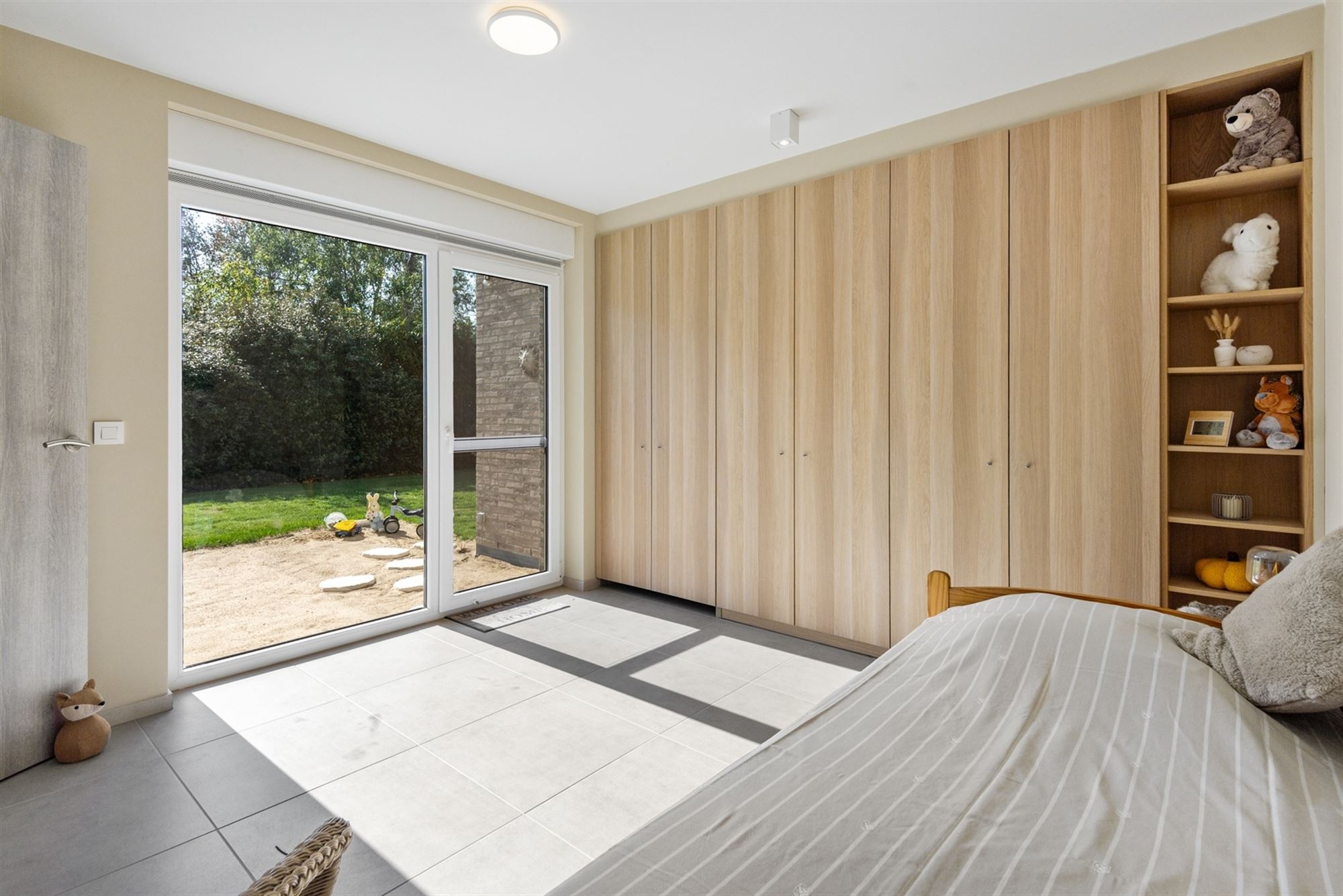 Exclusieve designvilla op een unieke locatie aan de Witte Burg en het duinengebied te Oostduinkerke