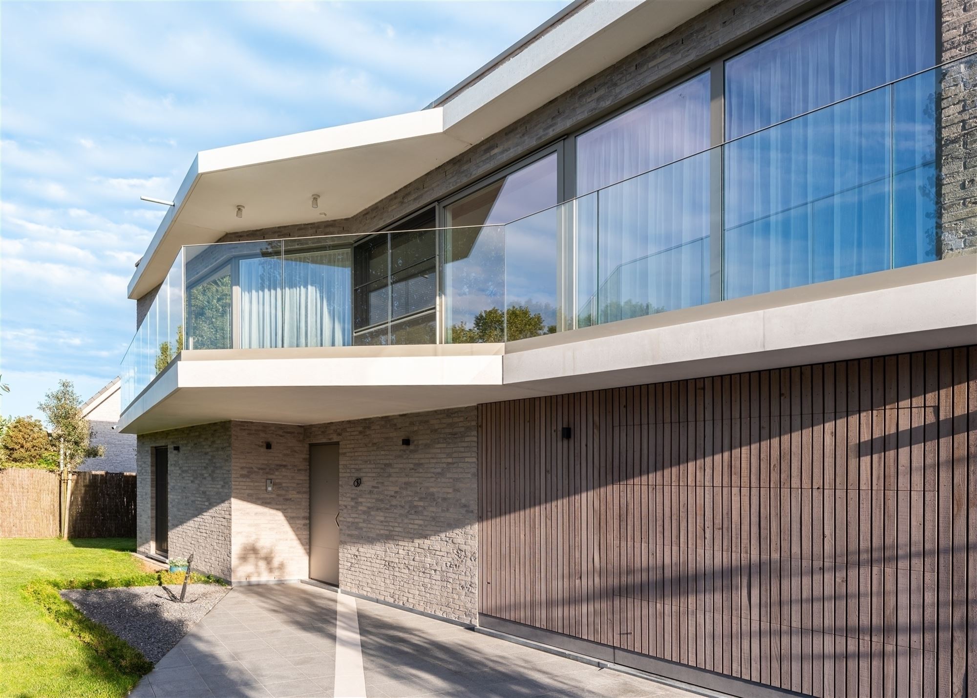 Exclusieve designvilla op een unieke locatie aan de Witte Burg en het duinengebied te Oostduinkerke