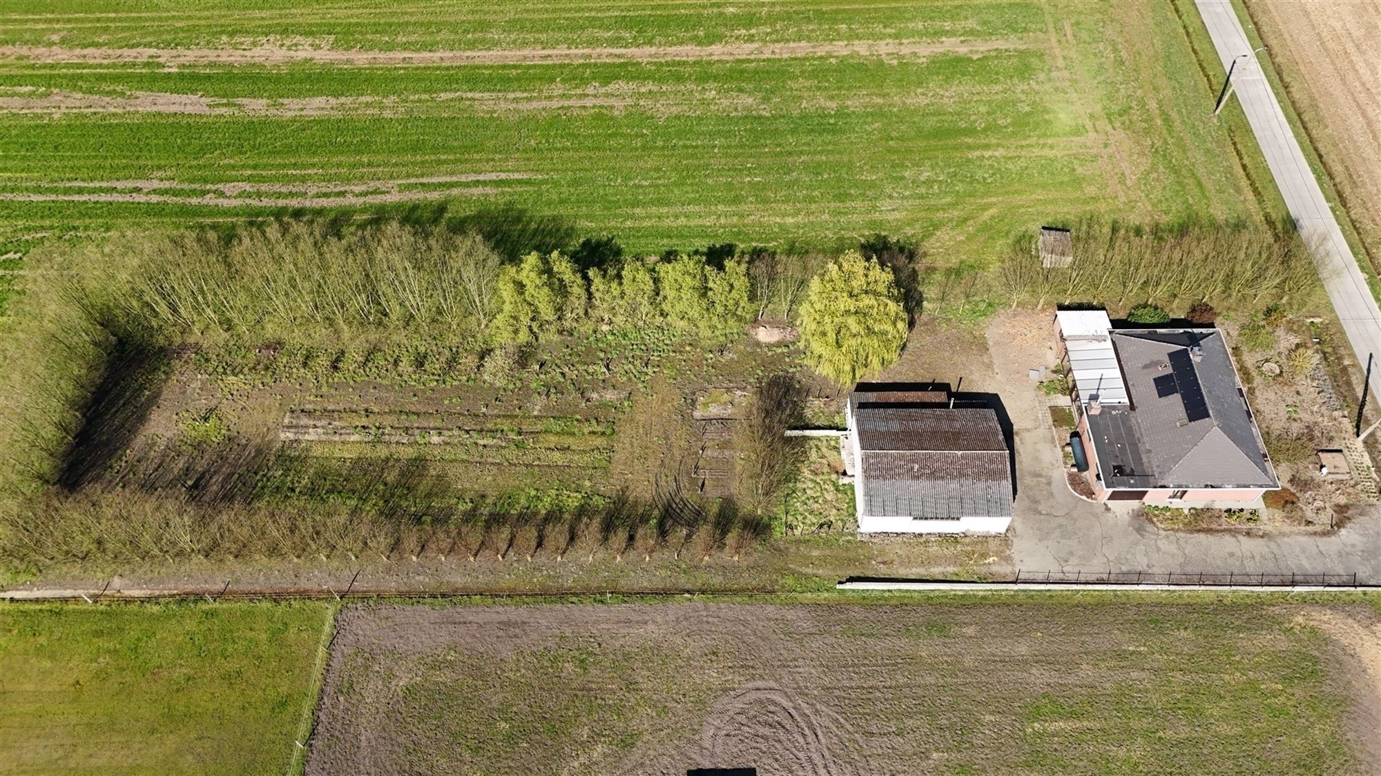 Op te frissen exploitatiewoning te Koningshooikt