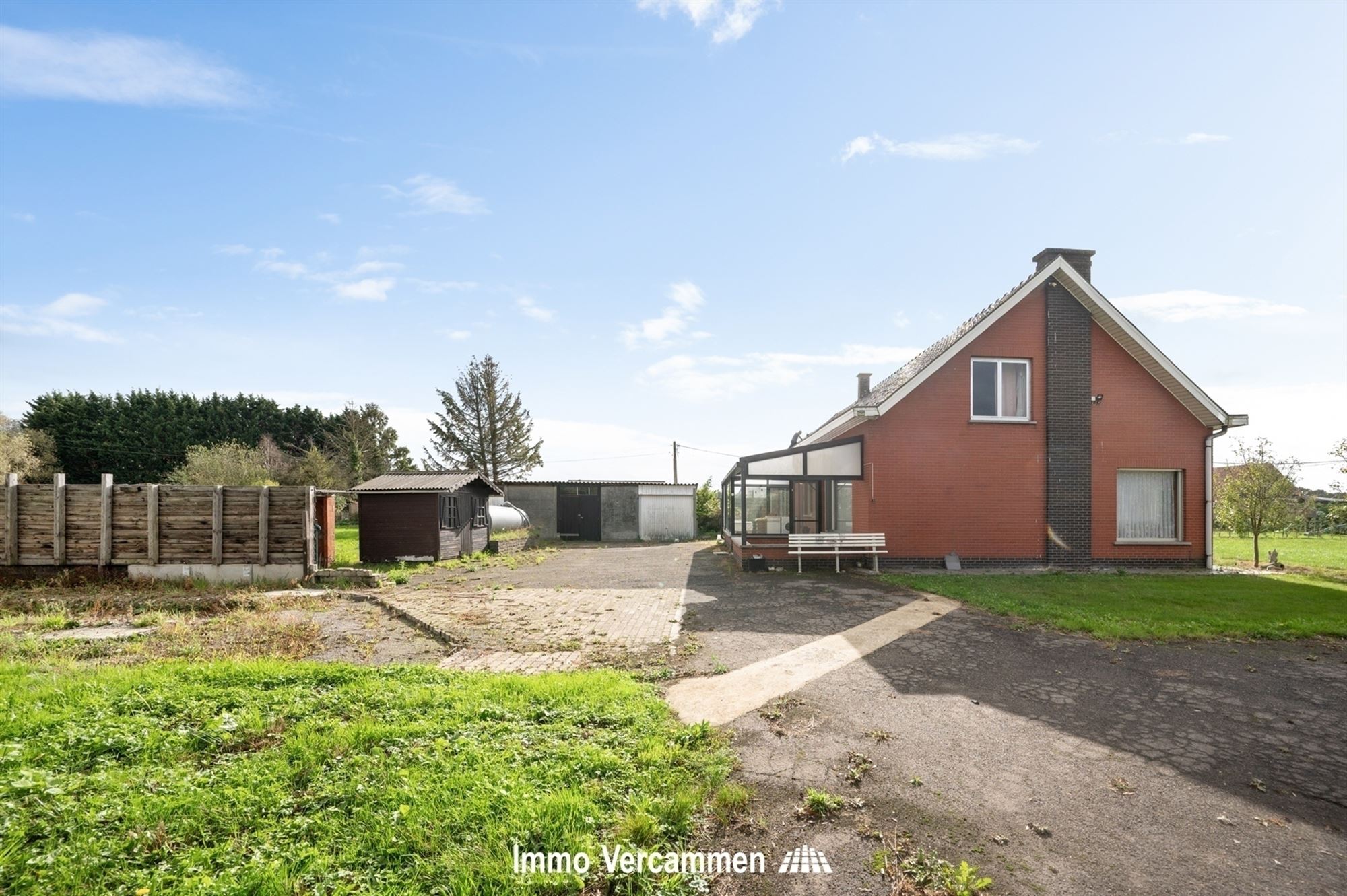 Landelijk gelegen woning op een ware A-locatie te Onze-Lieve-Vrouw-Waver