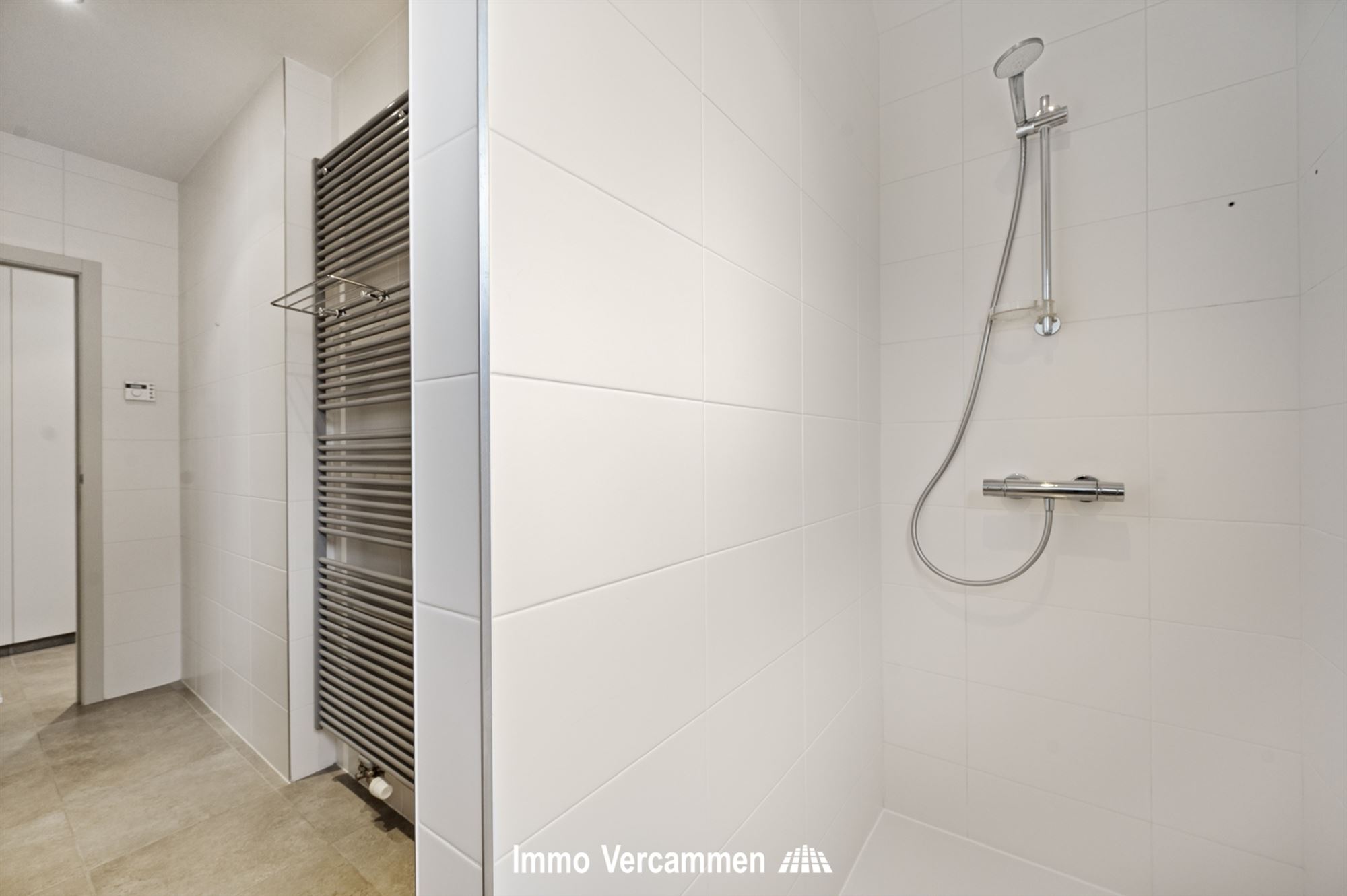 Recent, perfect instapklaar dakappartement te Putte