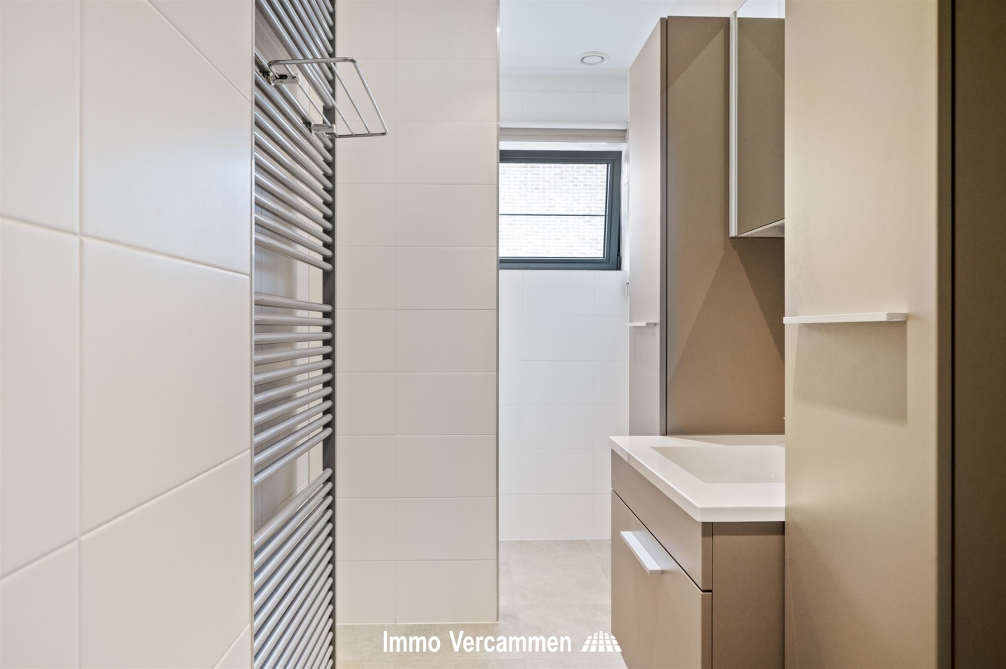 Recent, perfect instapklaar dakappartement te Putte