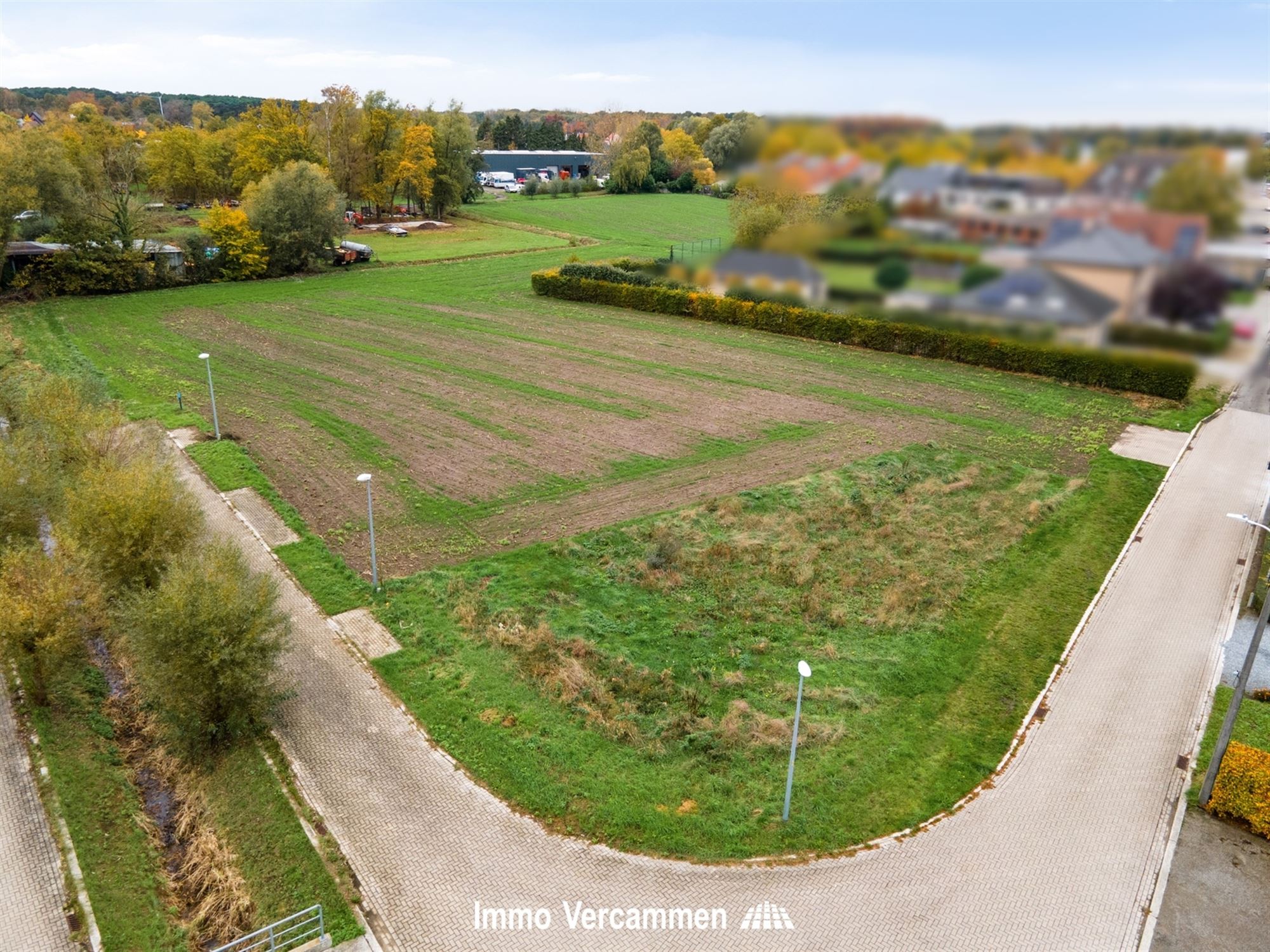 Bouwgrond voor HOB - opp. 366 m² - gunstig gelegen te Putte - Peulis