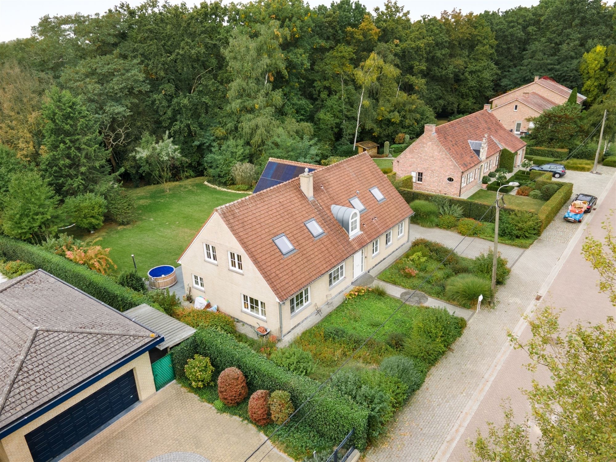 Verrassend ruime, stijlvolle woning te Sint-Katelijne-Waver