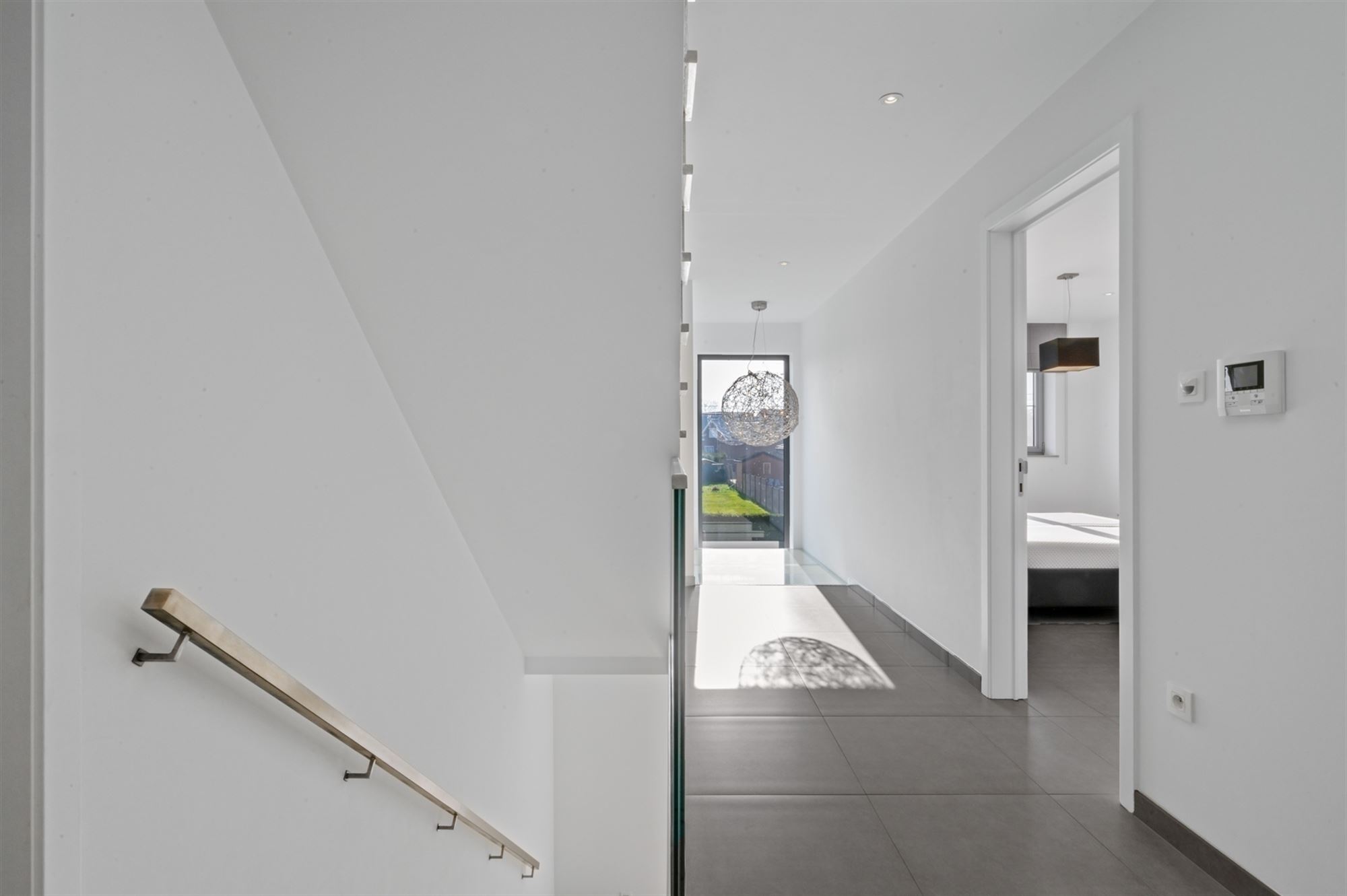 Recente, hoogwaardig afgewerkte villa te Putte