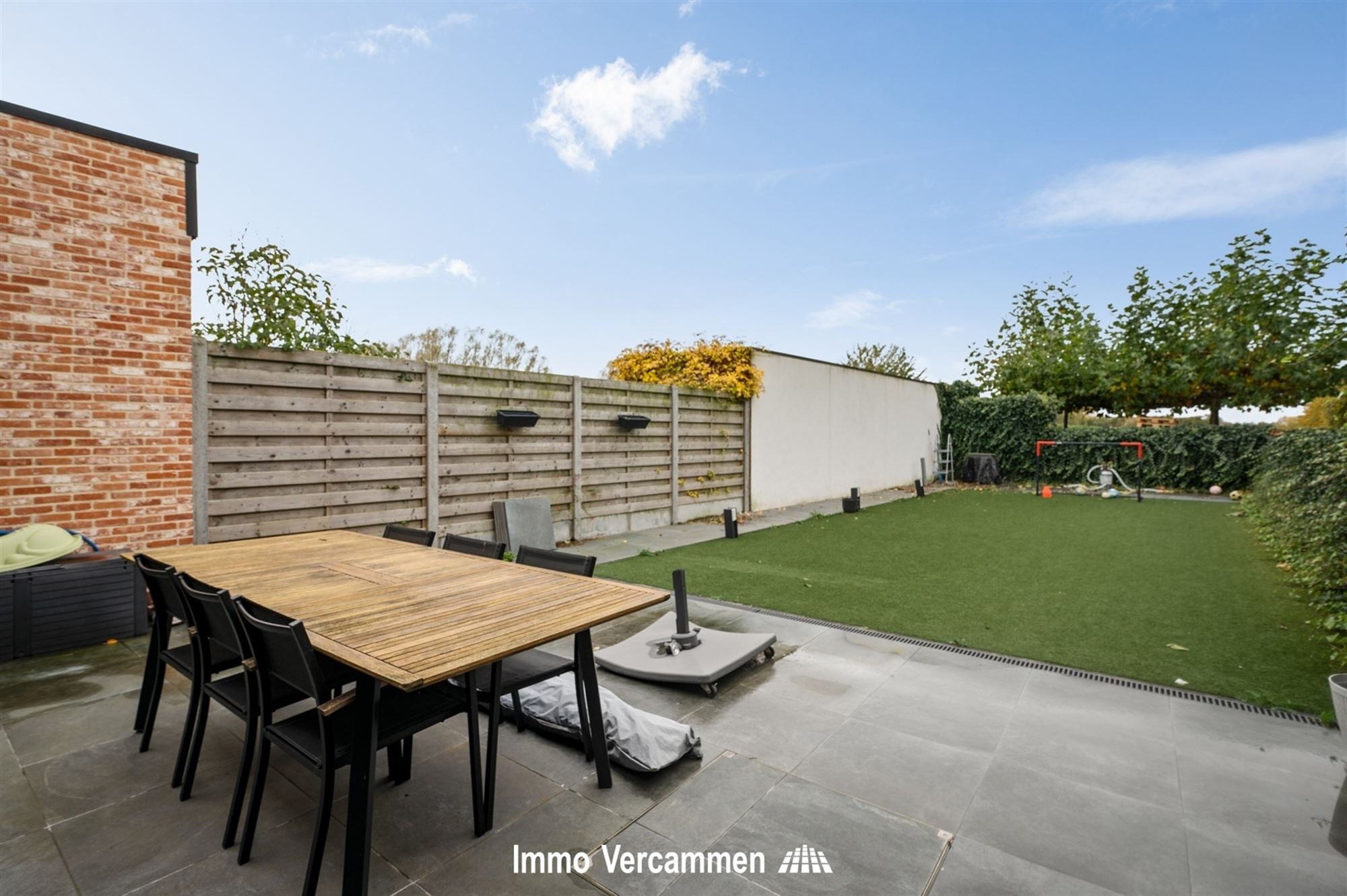 Kwalitatief afgewerkte woning, op een gunstige locatie te Duffel