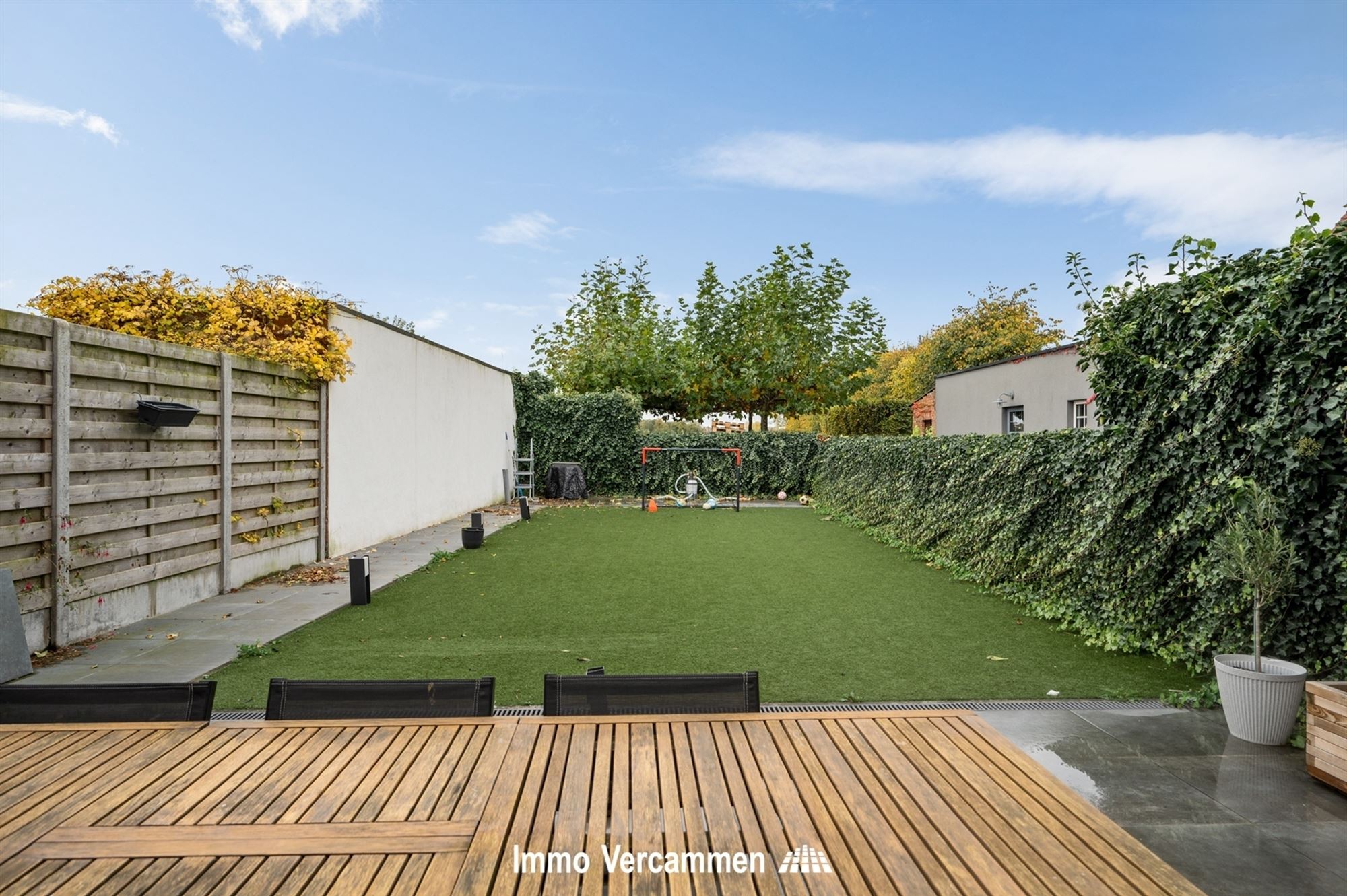 Kwalitatief afgewerkte woning, op een gunstige locatie te Duffel