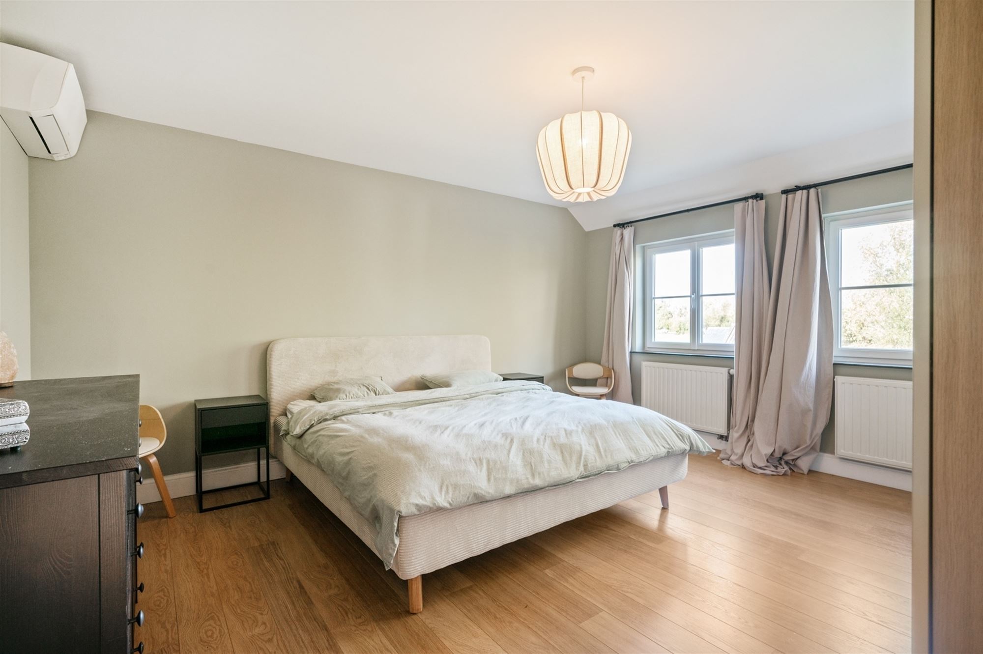 Prachtige, recente 4-slaapkamer villa in Heist-op-den-Berg