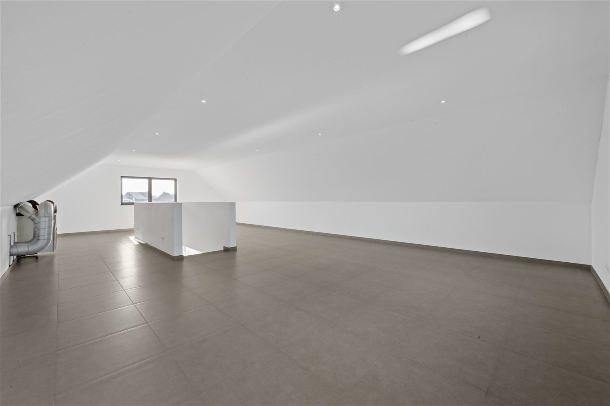 Recente, hoogwaardig afgewerkte villa te Putte