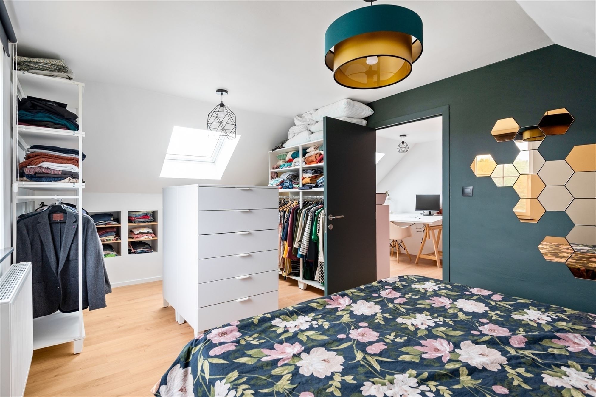 Verrassend ruime, instapklare gezinswoning te Ramsel