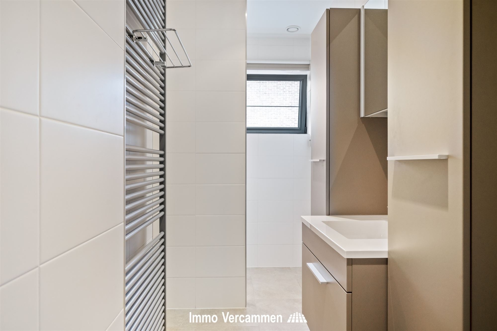 Recent, perfect instapklaar dakappartement te Putte