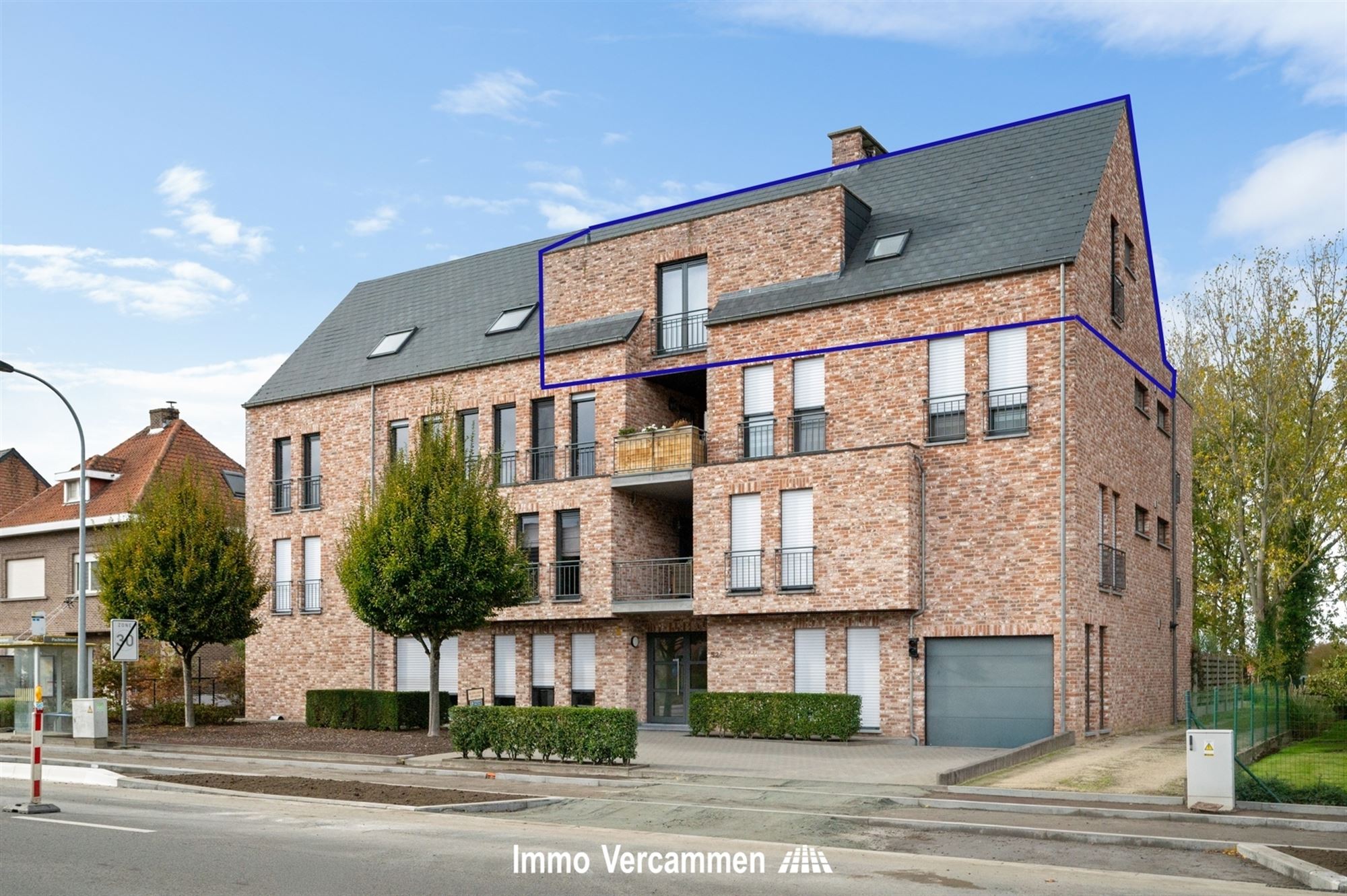 Recent, perfect instapklaar dakappartement te Putte