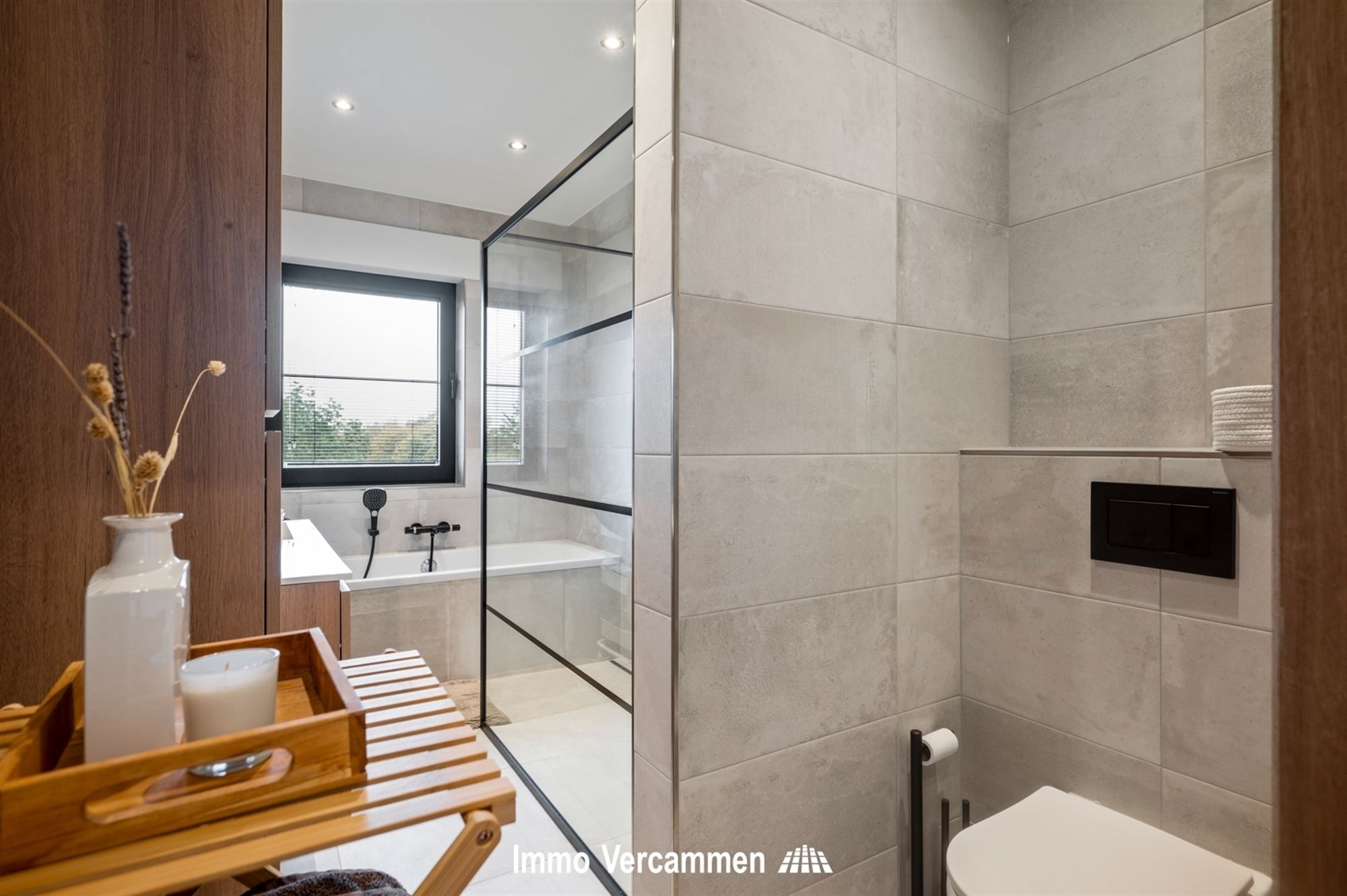 Kwalitatief afgewerkte woning, op een gunstige locatie te Duffel